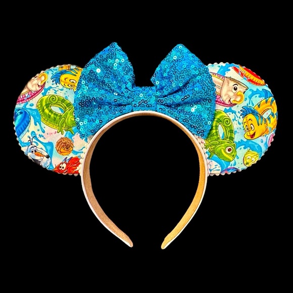 Women’s Handmade Disney Inspired Character Minnie Ears Blue Sequin Bow - NWOT - Picture 1 of 4